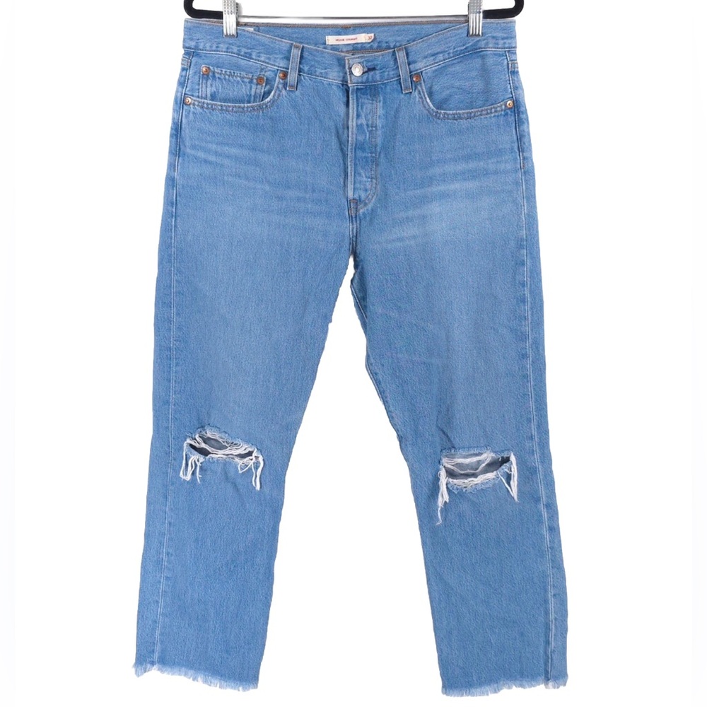 LEVI’S GENUINE QUALITY Wedgie Straight Jeans Button Fly Distressed Frayed Hem 32